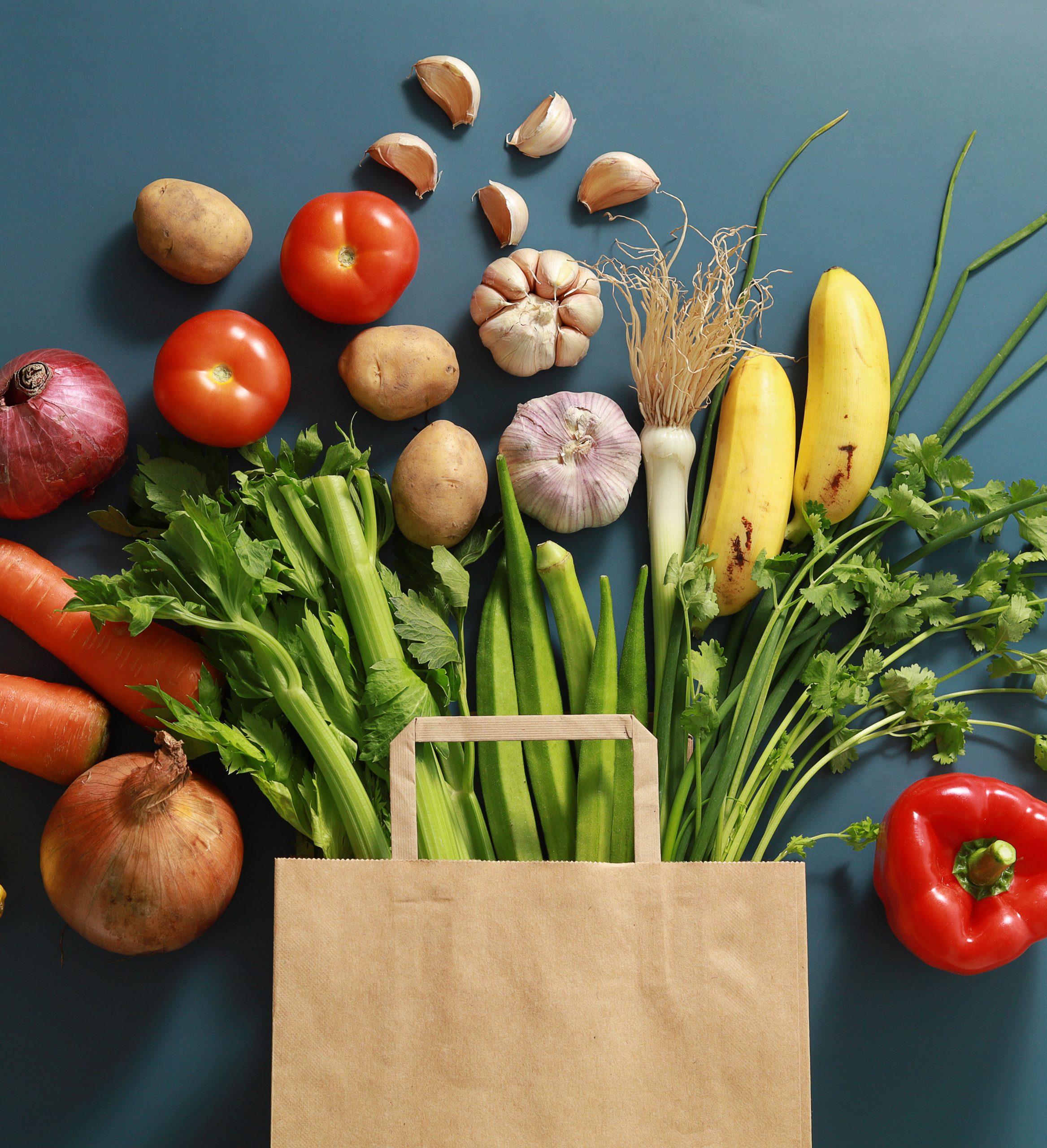 Paper,Bag,Of,Different,Tropical,Fresh,Fruits,And,Vegetables.,Healthy
